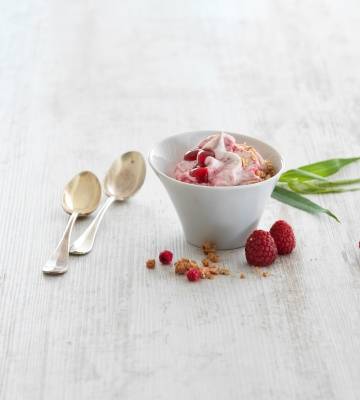 Stracciatella-Himbeer-Creme