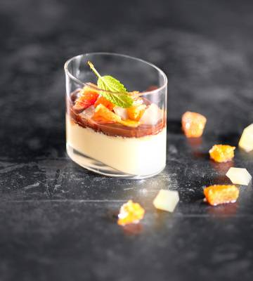 Orangen-Würfelchen mit Ovo Topping