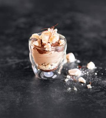 Meringue-Crumbles mit Ovo Topping