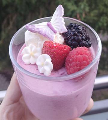 Beerenmousse im Glas