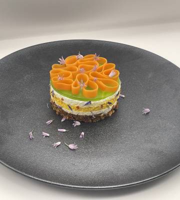 Duett von Mascarpone- und Karottenmousse