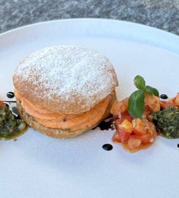 Italienische Sommerkreation - aromatisch, frisch und knusprig